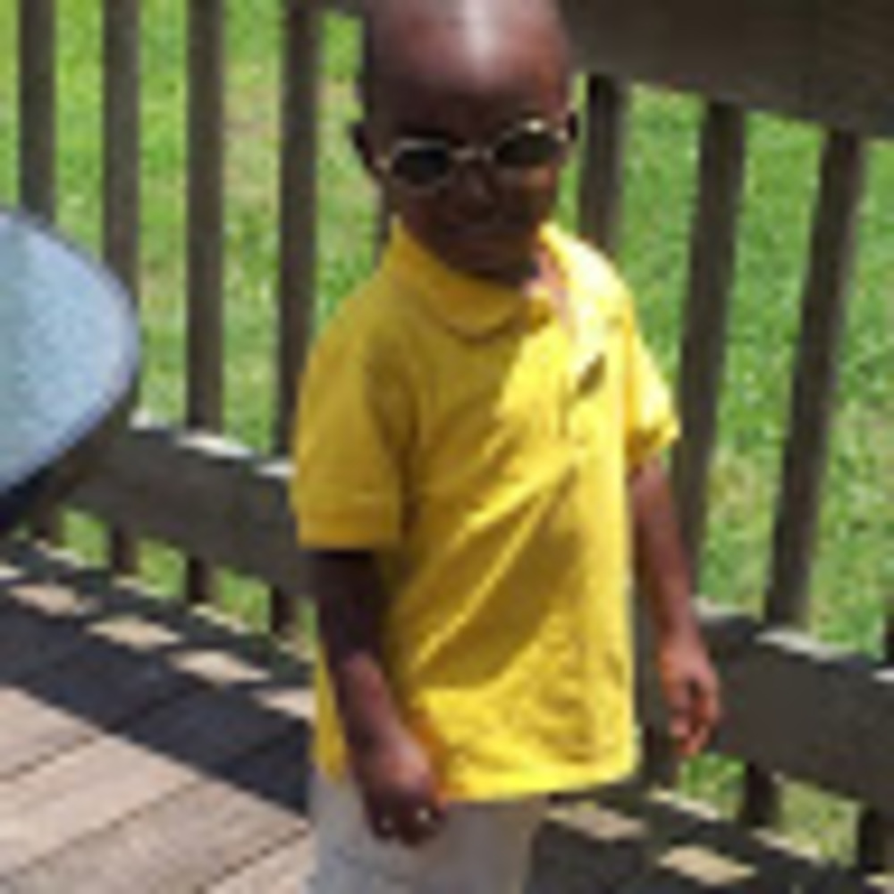 Meet your Posher, Mia